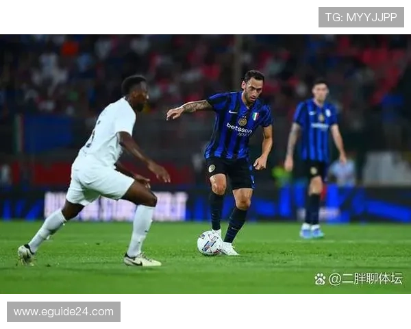 乌拉圭队控场能力表现稳健，中场调度与节奏掌控持续提升