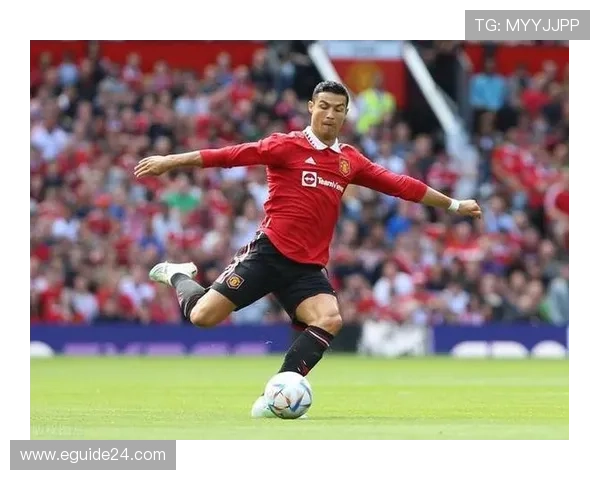 速度型边锋模板:加纳乔如何撕裂防线 速度型边锋模板:加纳乔如何撕裂防线