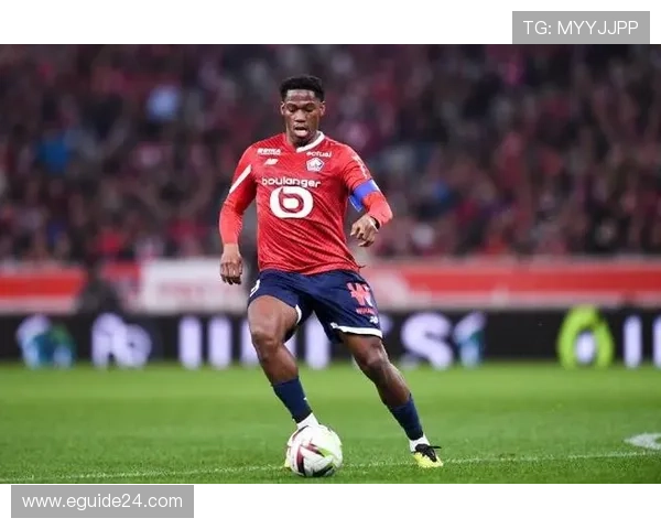 从加拿大新星到法甲冠军核心：乔纳森·戴维的崛起之路